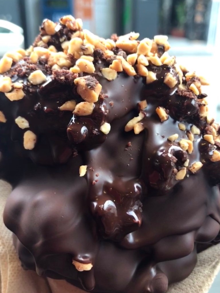 Giapo ice cream on Ranga's 41 birthday