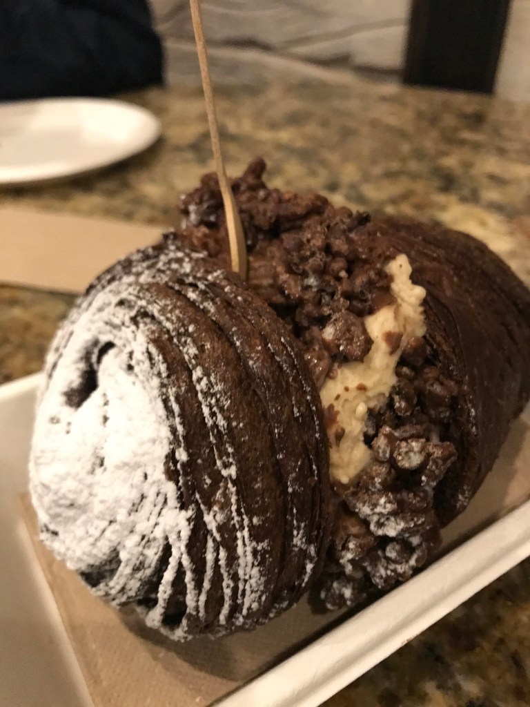 Cruffin is a funny hybrid of croissant and muffin. We filled it with a unique new flavour called " NOTHING ELSE MATTER."
It is a tribute to Metallica just because you can't beat: Hazelnut with chocolate streaks, crunchy nutty crisps, and hazelnut spread; each lick it gets a little bit better, NOTHING ELSE MATTER, exactly.